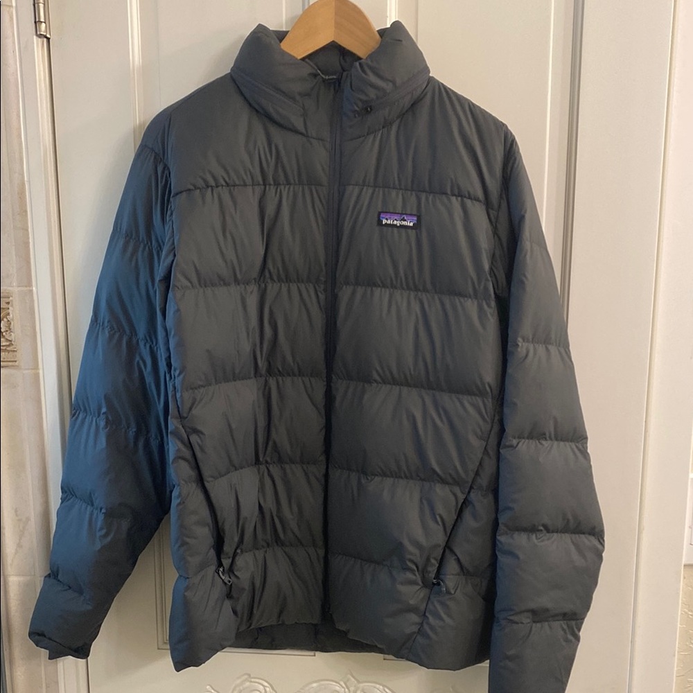 Patagonia Men's Silent Down Gray Puffer Jacket